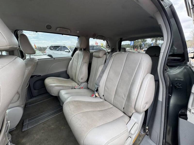 2013 Toyota Sienna