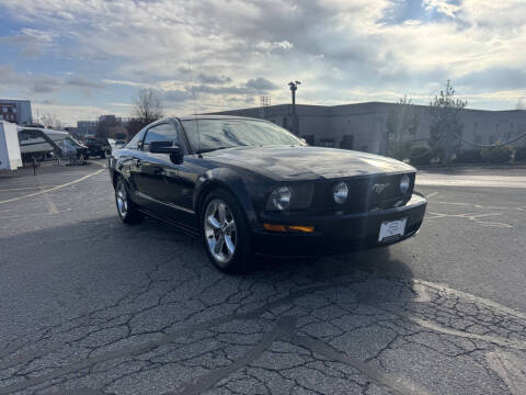 2006 Ford Mustang GT Deluxe