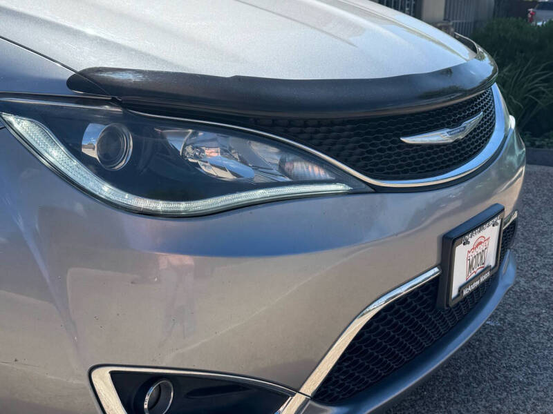 2020 Chrysler Pacifica Limited