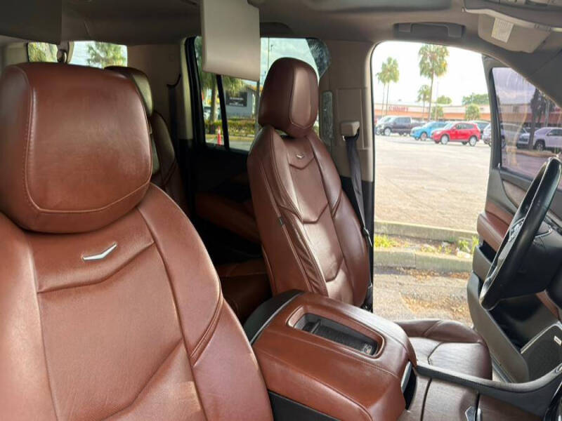 2017 Cadillac Escalade ESV Premium Luxury