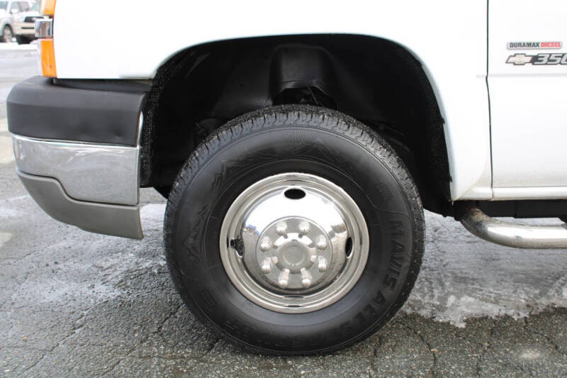 2004 Chevrolet Silverado 3500 LT