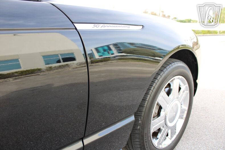 2005 Ford Thunderbird Deluxe