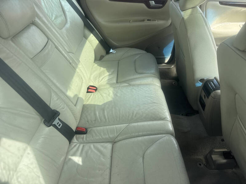 2007 Volvo V70 2.4
