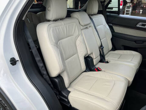 2016 Ford Explorer Platinum