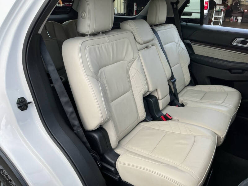 2016 Ford Explorer Platinum