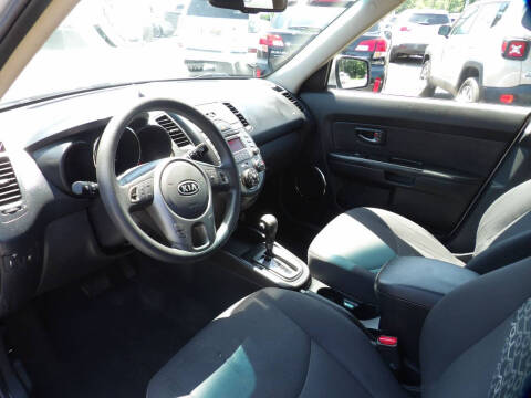 2010 Kia Soul +