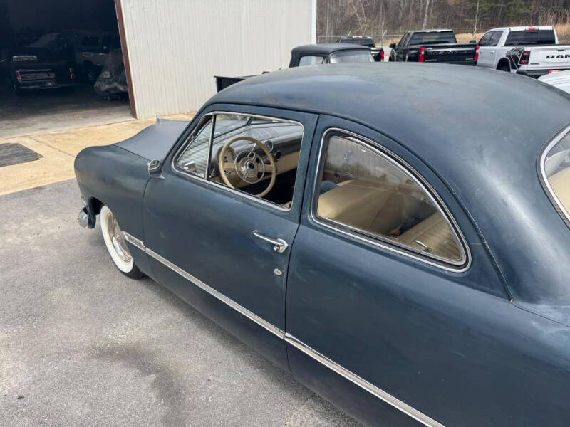 1950 Ford 2 DR Club Coupe
