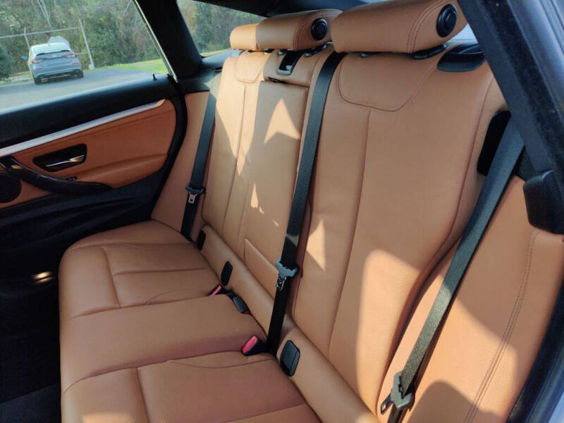 2018 BMW 3 Series 330i xDrive Gran Turismo