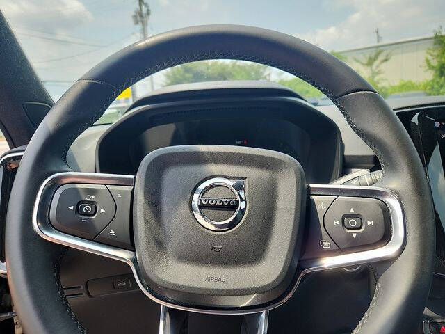 2024 Volvo XC40
