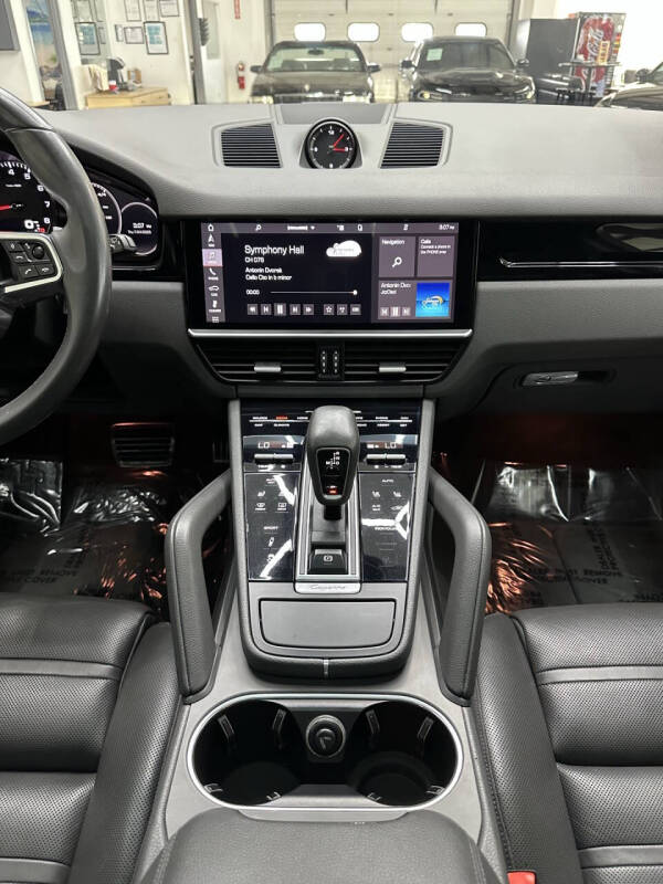 2019 Porsche Cayenne S