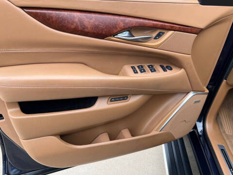 2017 Cadillac Escalade ESV Platinum