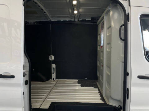 2023 Ford Transit
