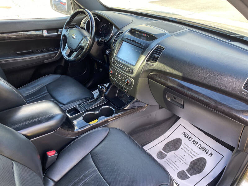 2014 Kia Sorento SX Limited