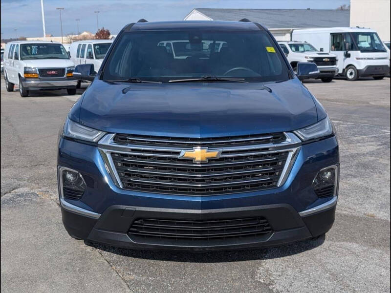 2023 Chevrolet Traverse LT Cloth