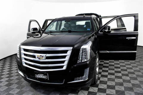 2018 Cadillac Escalade Luxury