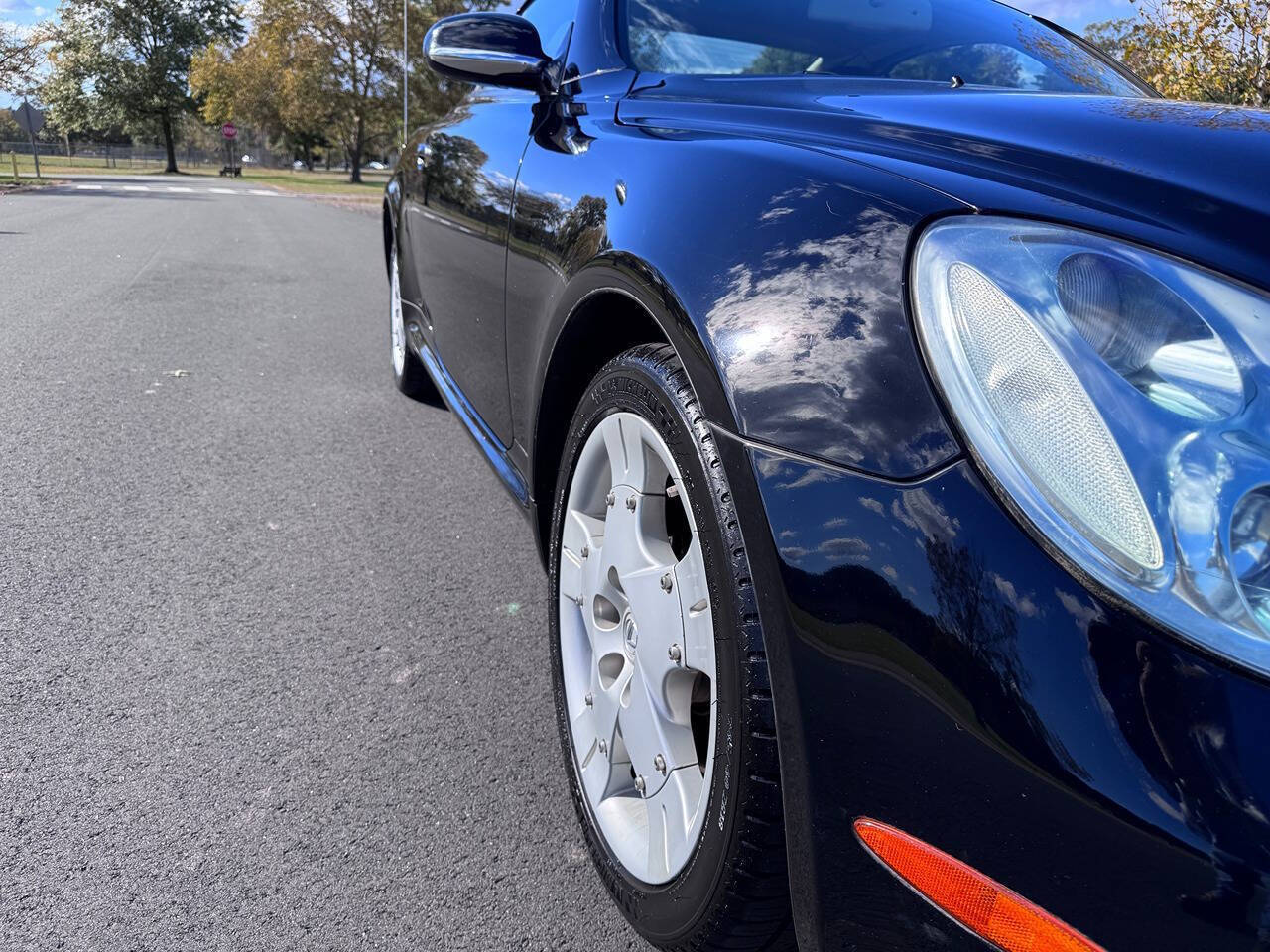 2004 Lexus SC 430 29