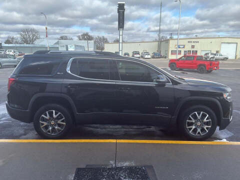 2023 GMC Acadia SLT