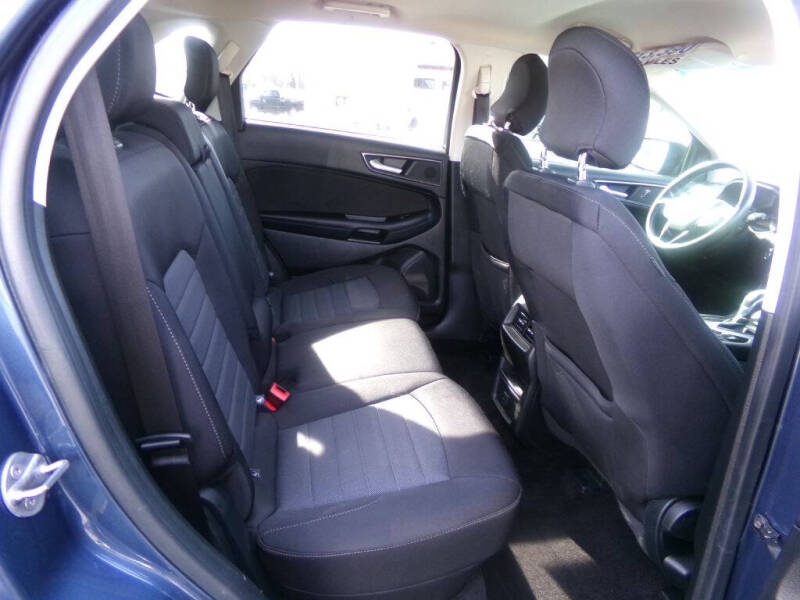 2018 Ford Edge SE
