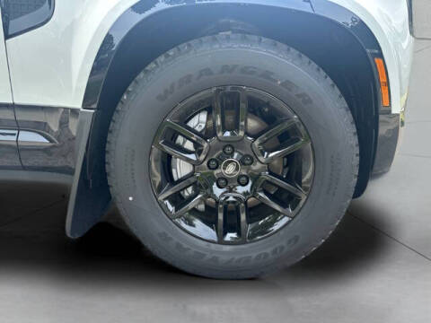 2025 Land Rover Defender 90 P400 X-Dynamic SE