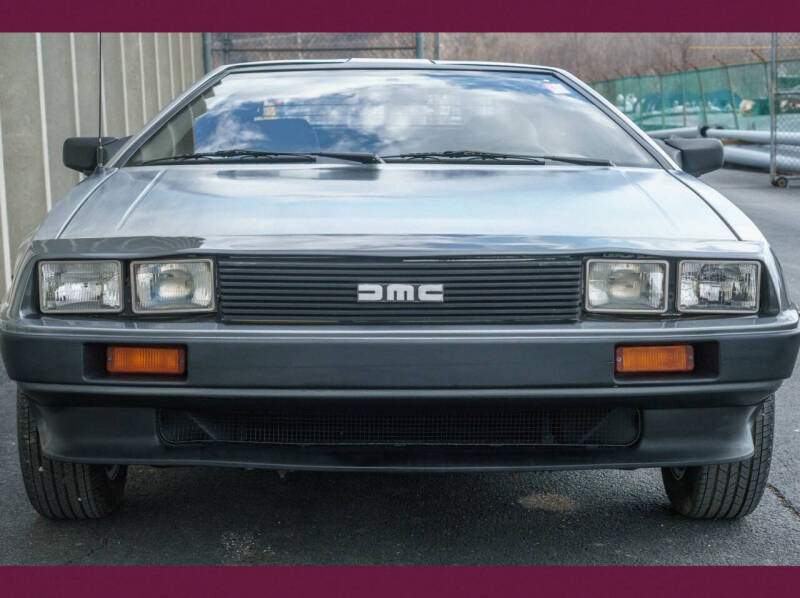 1981 DeLorean DMC-12