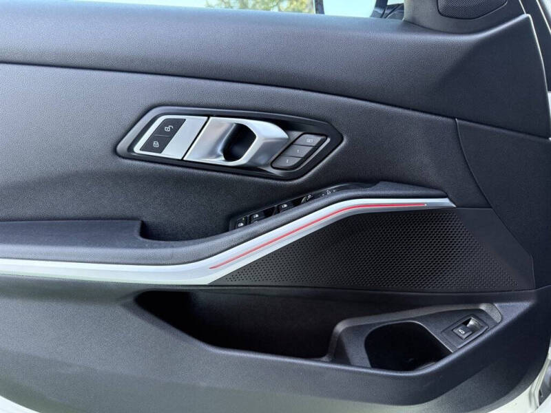 2019 BMW 3 Series 330i