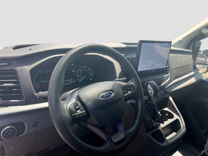 2024 Ford Transit 250