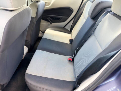 2013 Ford Fiesta S