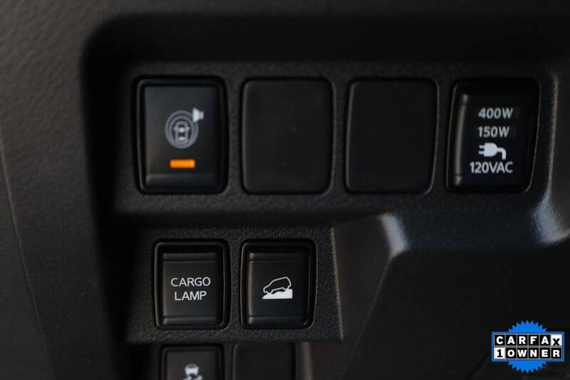 2024 Nissan Frontier SL