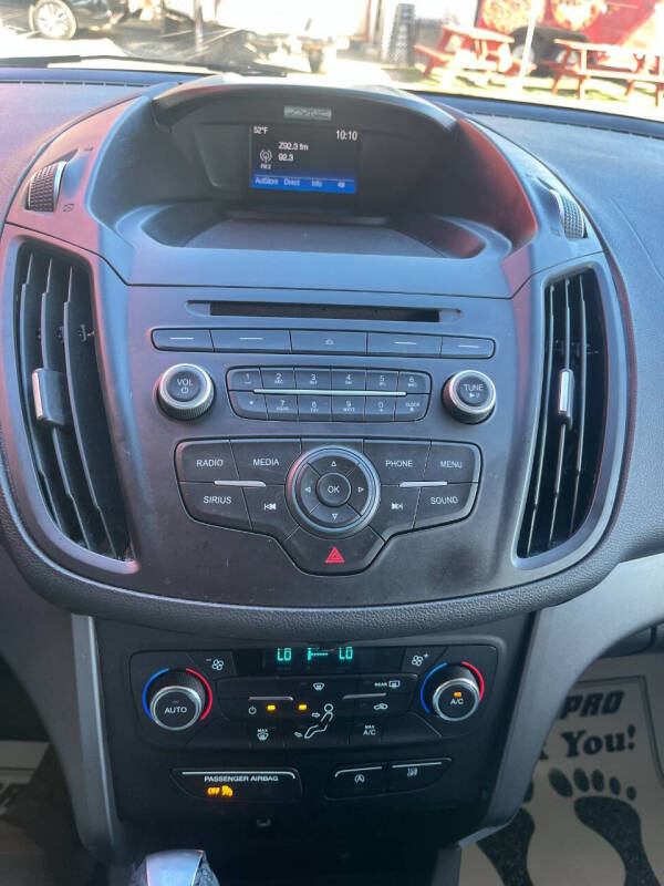 2017 Ford Escape SE