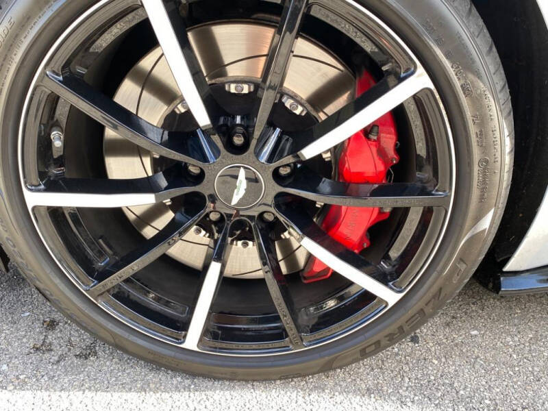 2022 Aston Martin Vantage