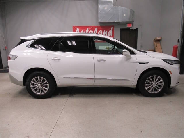 2024 Buick Enclave Premium