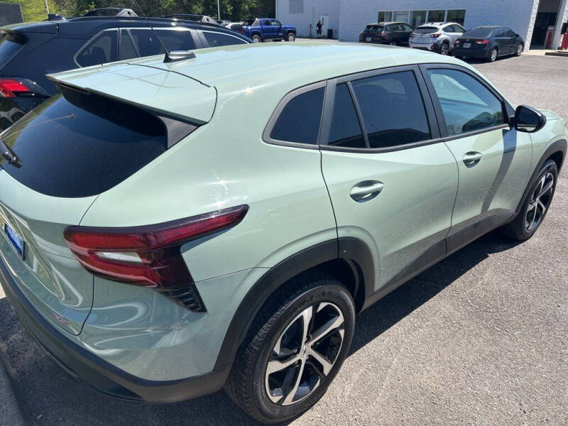 2024 Chevrolet Trax RS