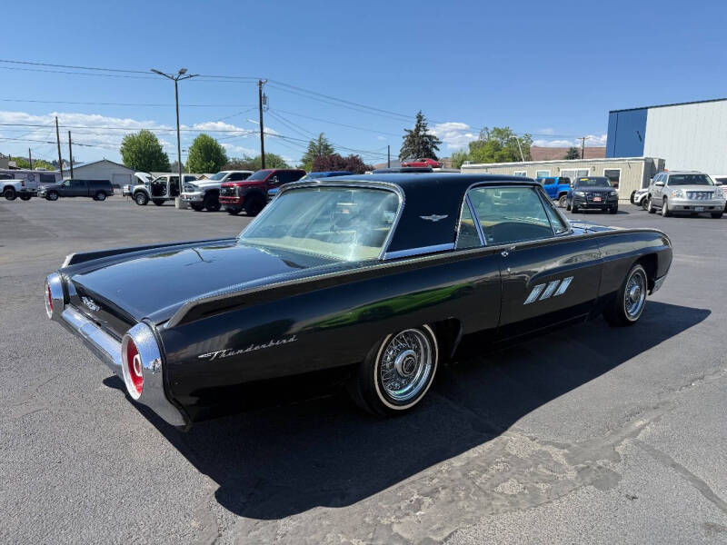 1963 Ford Thunderbird