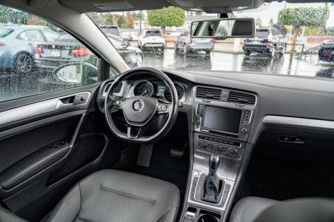 2016 Volkswagen e-Golf SEL Premium