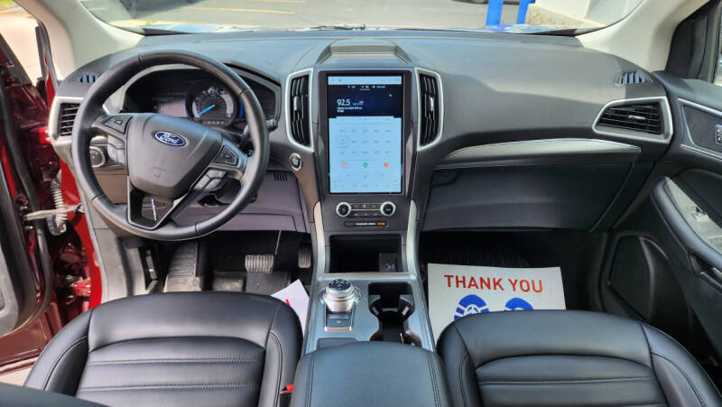 2022 Ford Edge