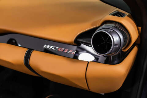 2022 Ferrari 812 GTS