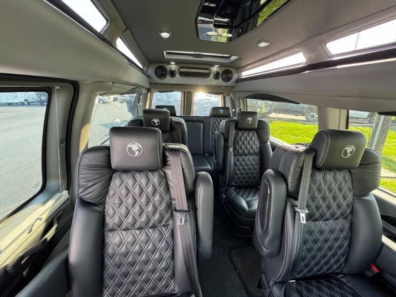 2026 GMC Savana 2500