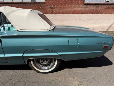 1965 Ford Thunderbird