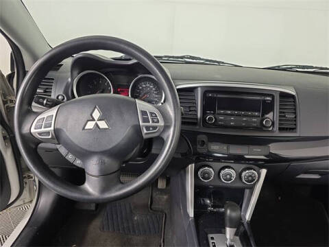 2016 Mitsubishi Lancer ES