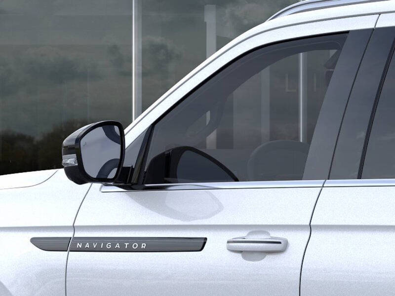 2025 Lincoln Navigator L Black Label