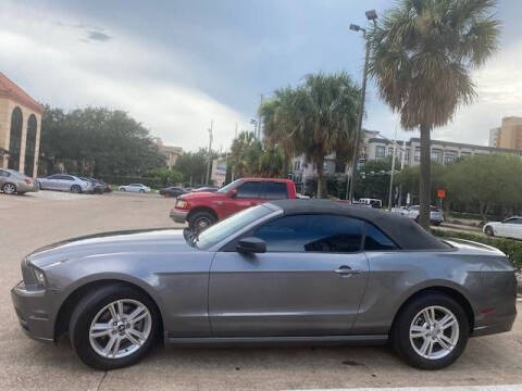 2014 Ford Mustang V6