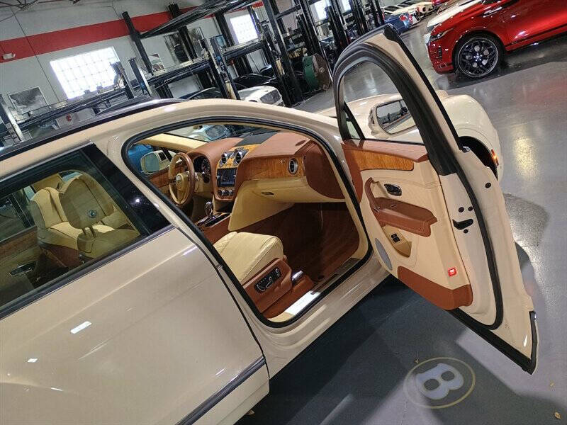 2019 Bentley Bentayga 80
