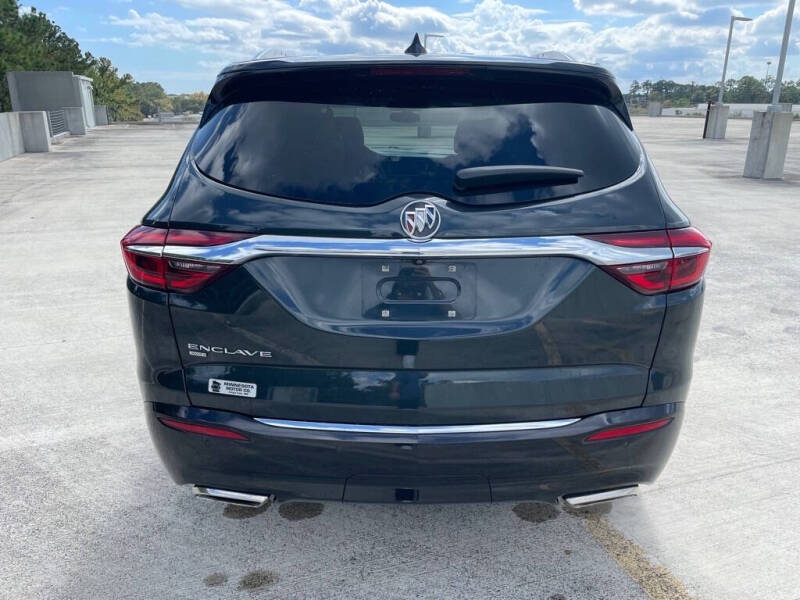 2021 Buick Enclave Essence