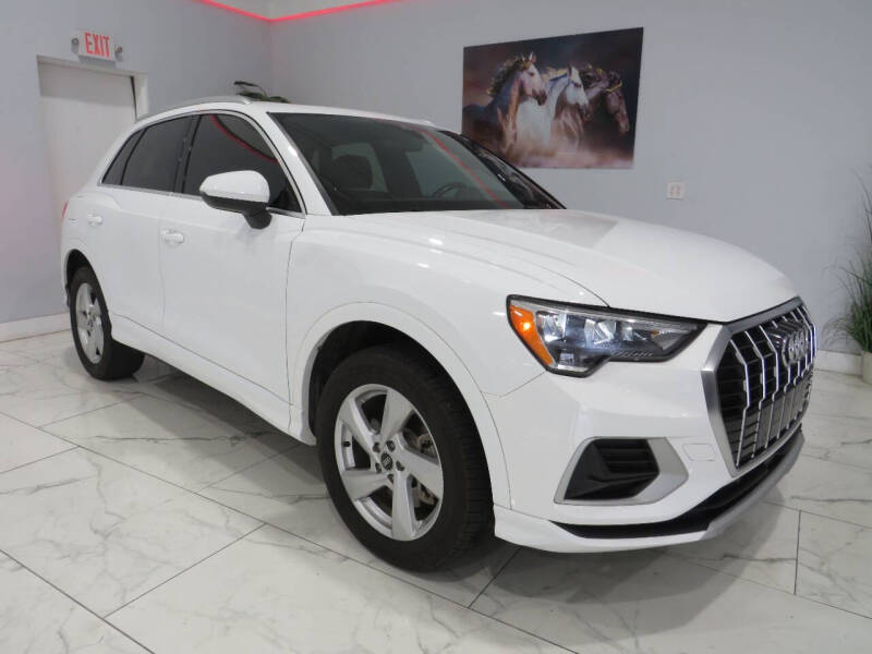 2021 Audi Q3 quattro Premium 40 TFSI