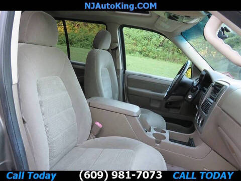 2003 Ford Explorer XLT