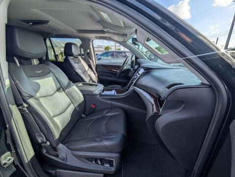 2020 Cadillac Escalade Luxury