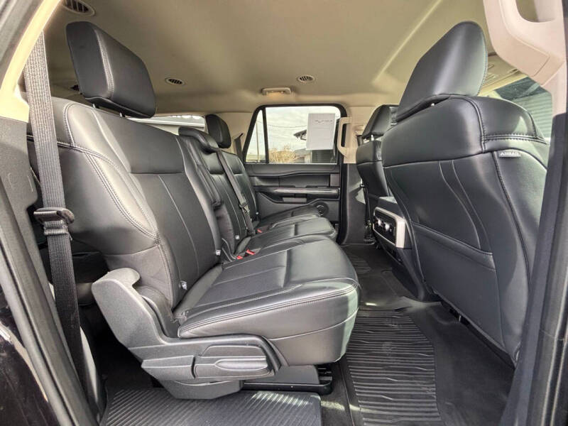 2024 Ford Expedition MAX XLT