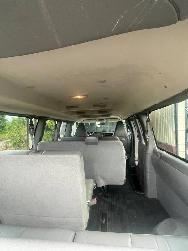 2020 Chevrolet Express LS 3500