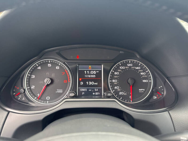 2011 Audi Q5 2.0T quattro Premium Plus