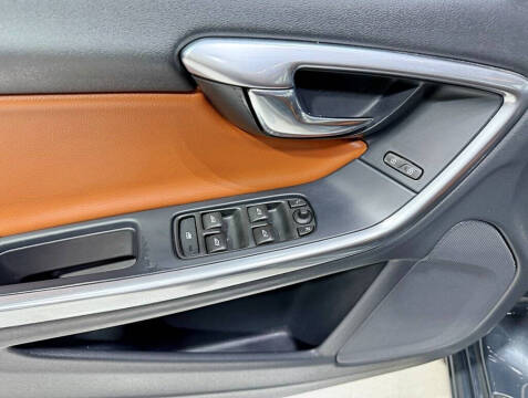 2015 Volvo S60 T5 Premier